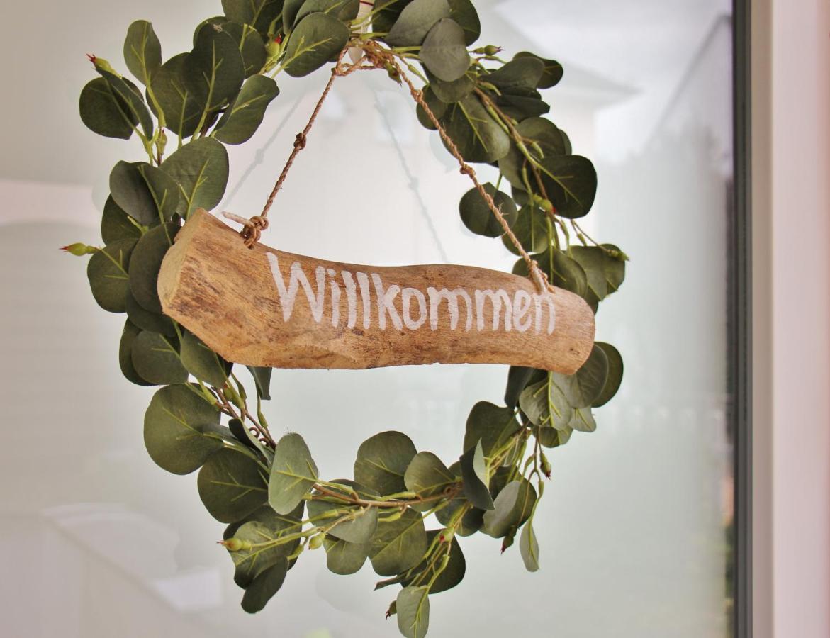 Ferienwohnung Am Rosenberg เดาน์ ภายนอก รูปภาพ